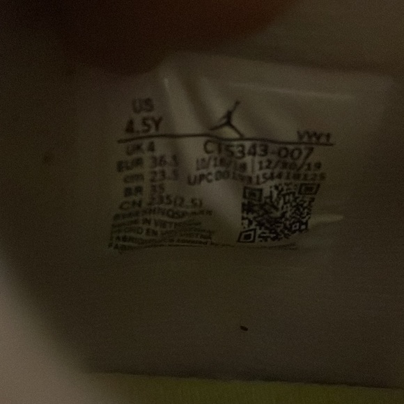 2020 Air Jordan 4 Retro SE ‘Neon 95’ - Picture 9 of 9